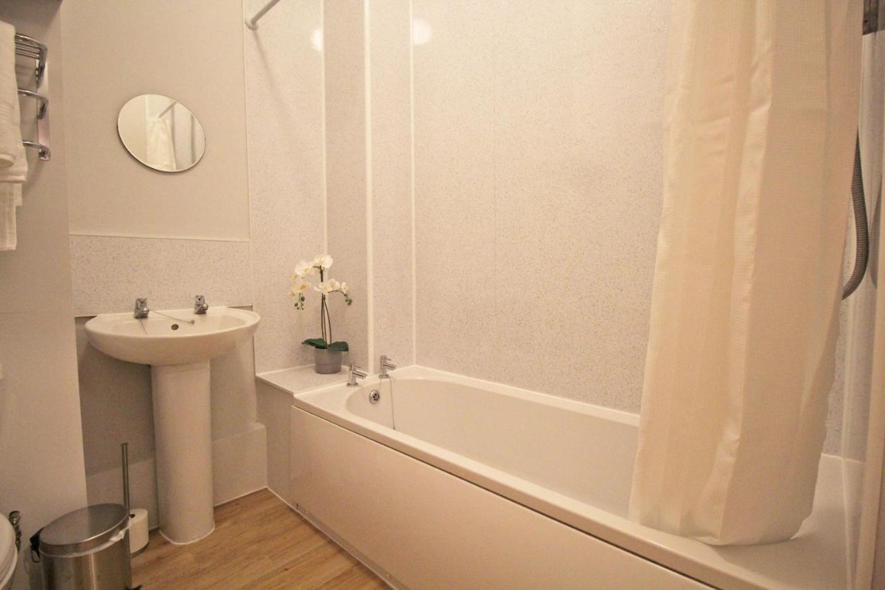 Lovely 1 Bed Serviced Apartment In Cambridgeshire Εξωτερικό φωτογραφία